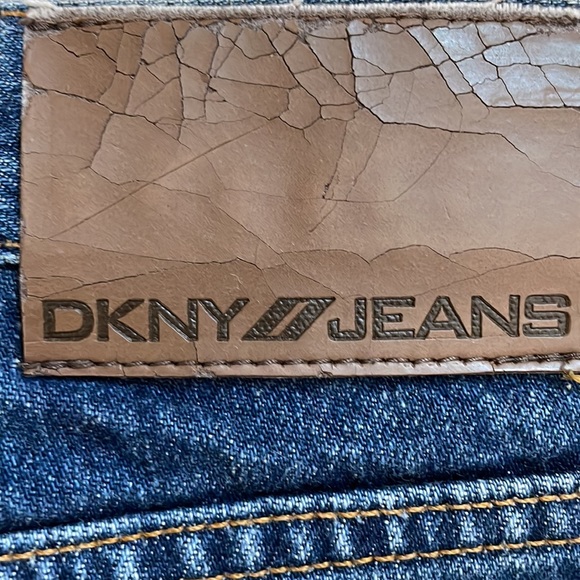Y2K DKNY JEANS Sz 13 Short Court Dark Cotton Dark Wash 34x29 Denim Boot Cut Jean - Picture 13 of 14